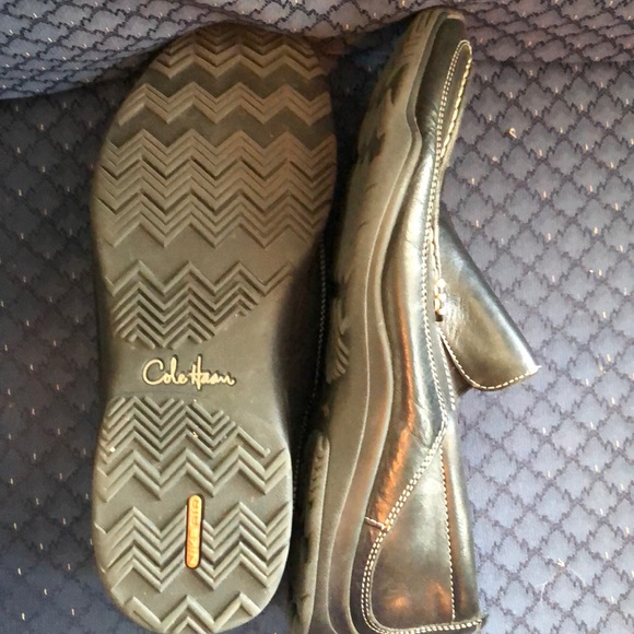 Cole Haan Loafer, Size 10 - Picture 3 of 6